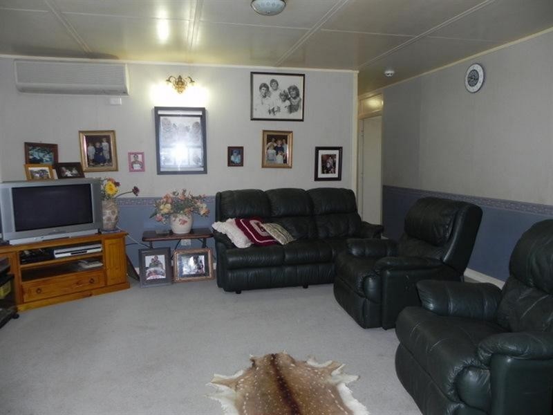 20 Florence, Pittsworth QLD 4356