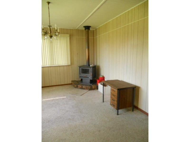 60 O’Shea Avenue, Southbrook QLD 4363