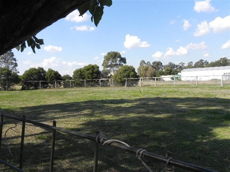 24 Salesyard Road, Millmerran QLD 4357