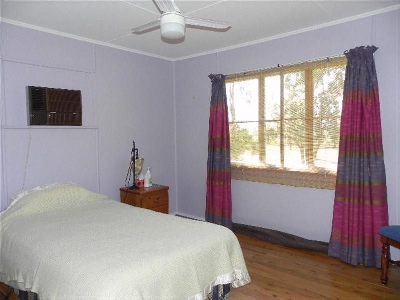 24 Salesyard Road, Millmerran QLD 4357