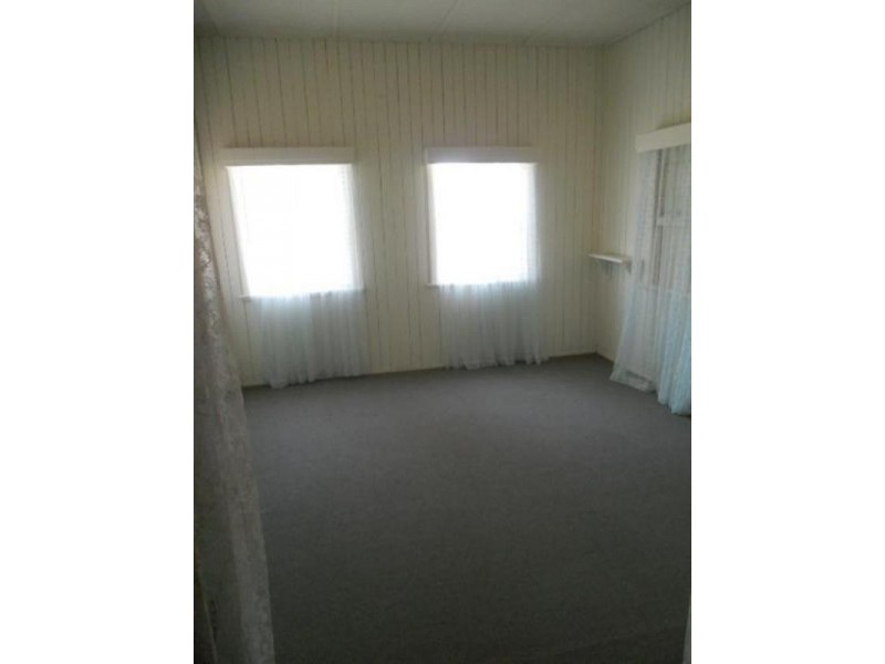 90 Cheetham Street, Cecil Plains QLD 4407