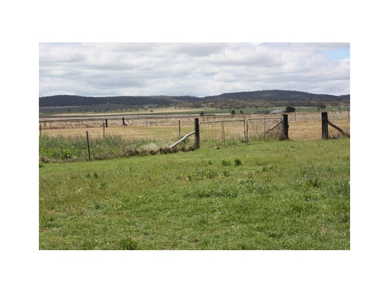 56 Newport Road, Clifton QLD 4361