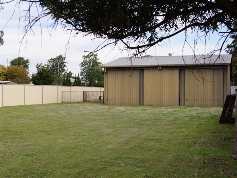 69 Hume, Pittsworth QLD 4356