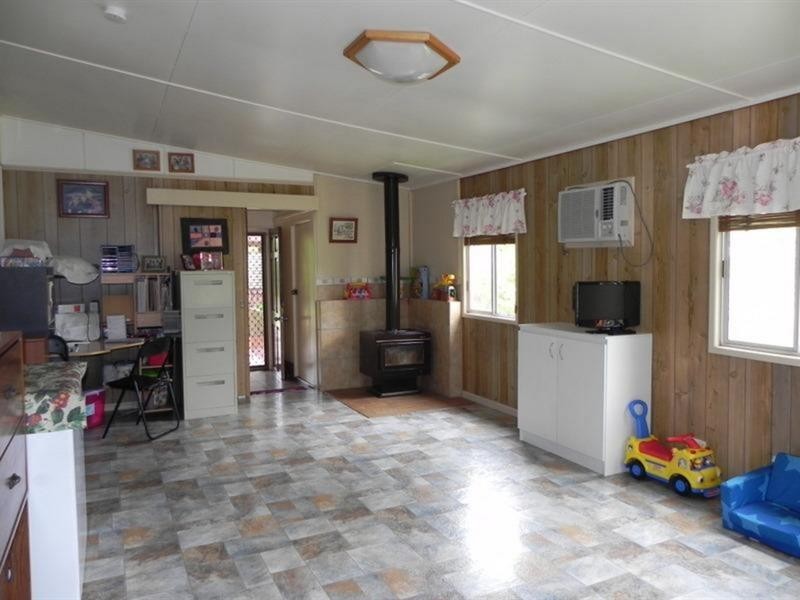 23 Florence Street, Pittsworth QLD 4356