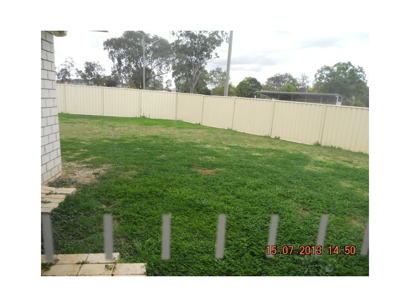 2 Railway, Pittsworth QLD 4356