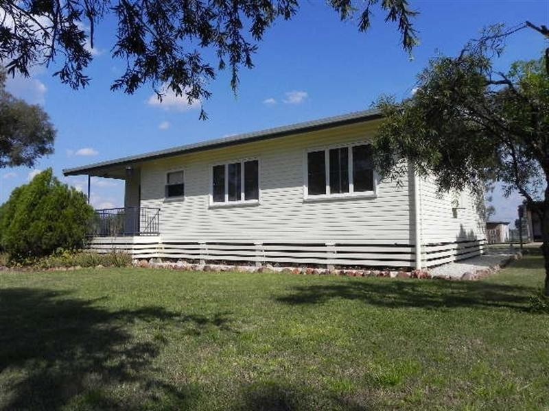 24 Salesyard Road, Millmerran QLD 4357