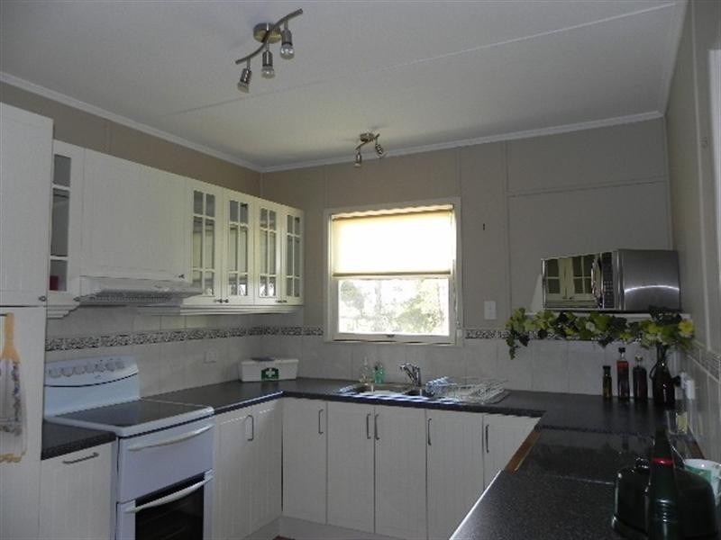 24 Salesyard Road, Millmerran QLD 4357