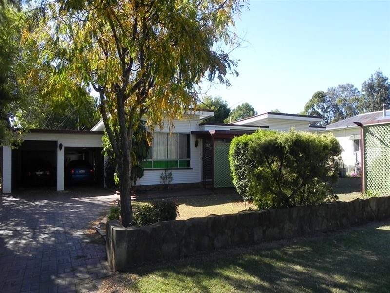 75 Hume, Pittsworth QLD 4356