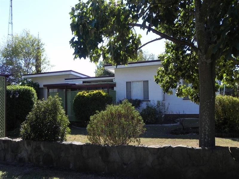 75 Hume, Pittsworth QLD 4356