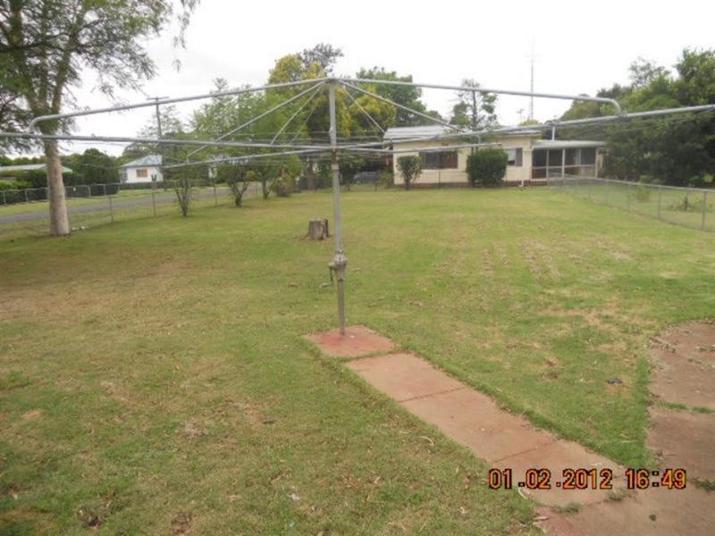 1 Grand Street, Pittsworth QLD 4356