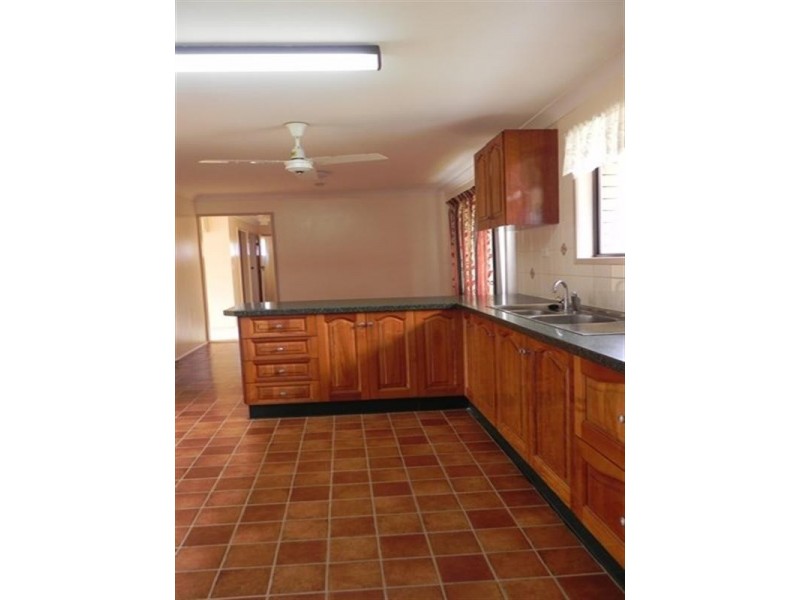 14 Donovan, Pittsworth QLD 4356