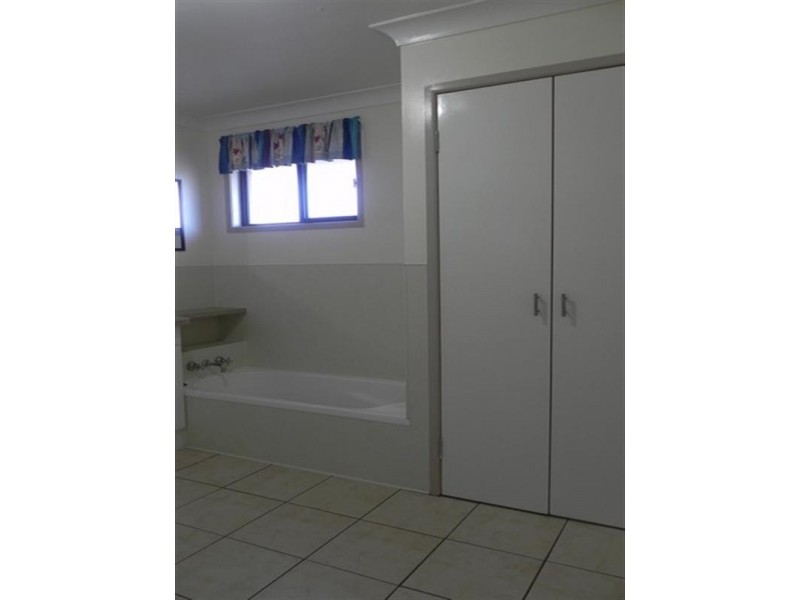 14 Donovan, Pittsworth QLD 4356