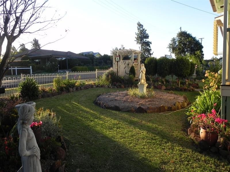 10 Short, Pittsworth QLD 4356