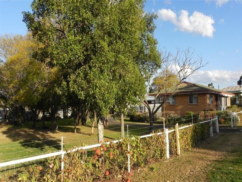 6 Steele, Pittsworth QLD 4356