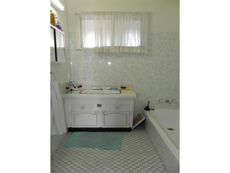 6 Steele, Pittsworth QLD 4356