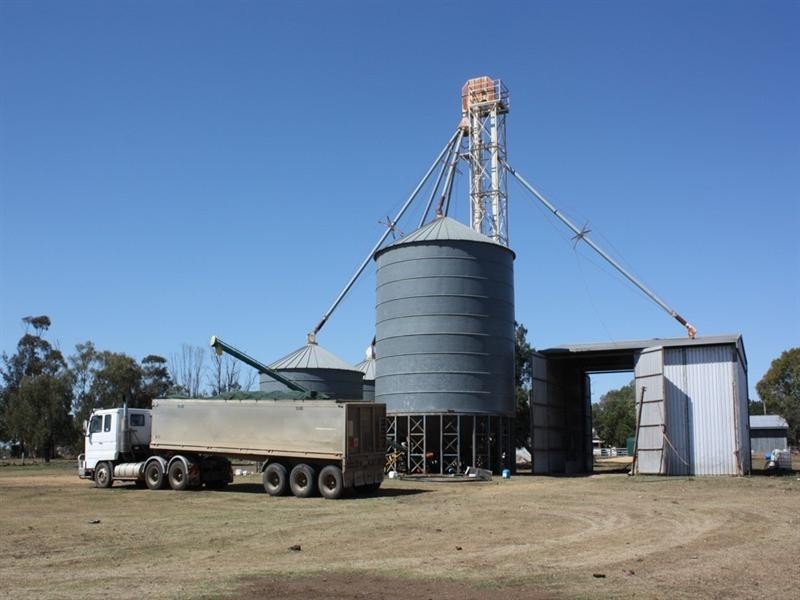 1698 Evanslea Road, Jondaryan QLD 4403