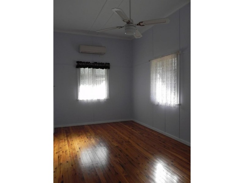 27 Briggs, Pittsworth QLD 4356