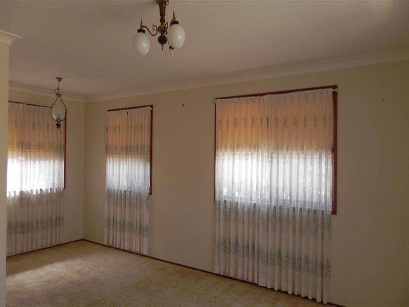 14 White, Pittsworth QLD 4356