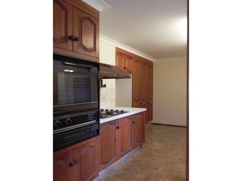 14 White, Pittsworth QLD 4356