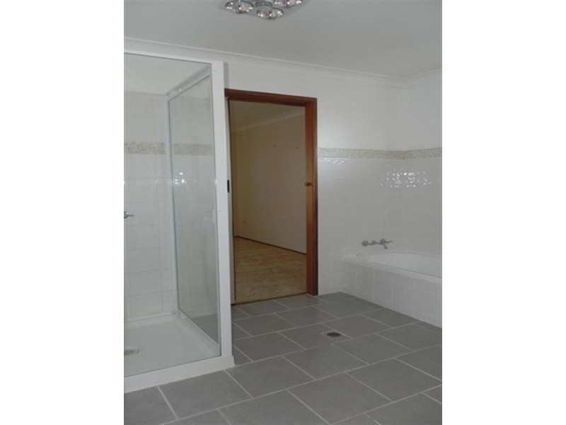 14 White, Pittsworth QLD 4356