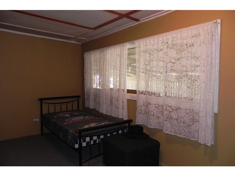 2 Daphne, Brookstead QLD 4364