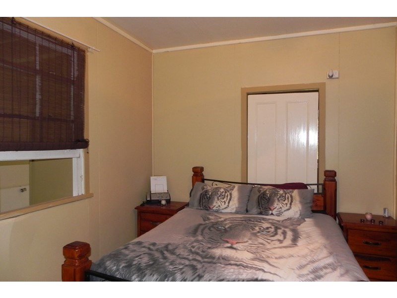 2 Daphne, Brookstead QLD 4364