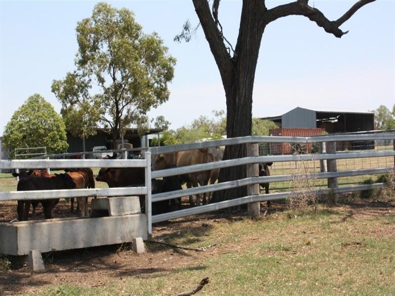 Felton South QLD 4358