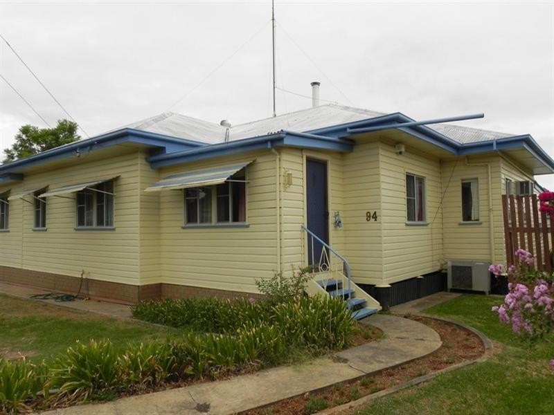 94 Campbell, Millmerran QLD 4357