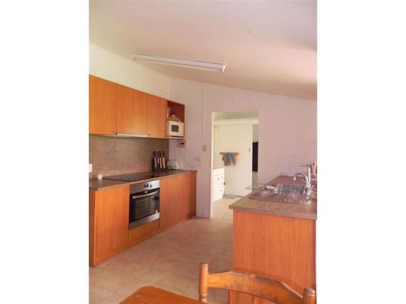 25 Lola Avenue, Millmerran QLD 4357