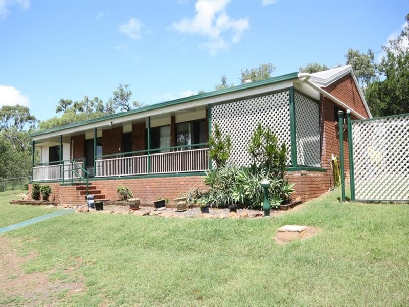 105 Brookvale Park Road, Oakey QLD 4401