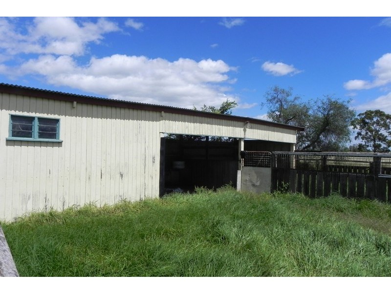 27 West Street, Millmerran QLD 4357