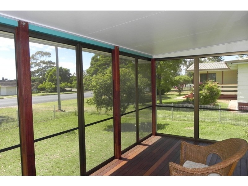 27 West Street, Millmerran QLD 4357