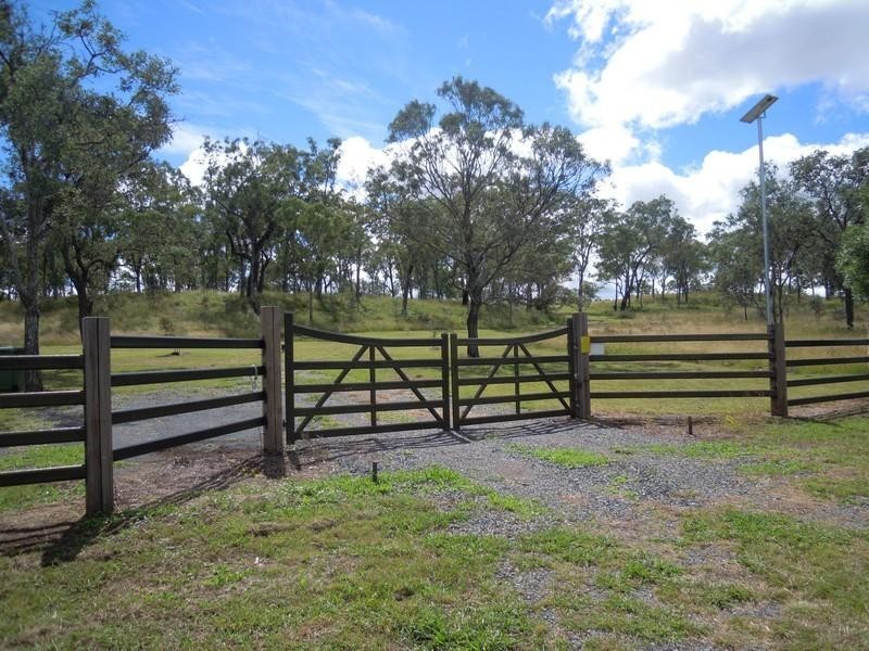 2870 Gore Highway, Southbrook QLD 4363