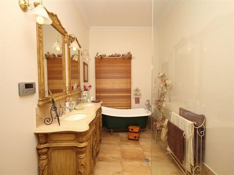 636 Old Elphinstone Road, Clifton QLD 4361