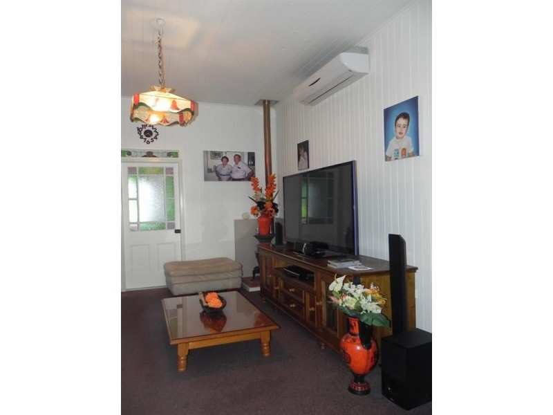 24 Edward, Millmerran QLD 4357