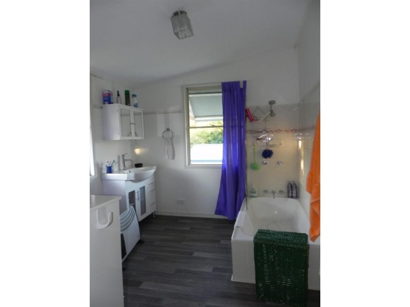 24 Edward, Millmerran QLD 4357