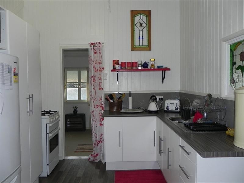 24 Edward, Millmerran QLD 4357