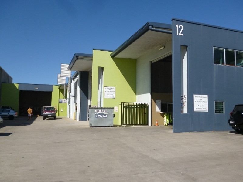 3/12 Premier Circuit, Warana QLD 4575