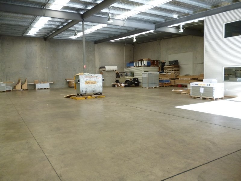 3/12 Premier Circuit, Warana QLD 4575