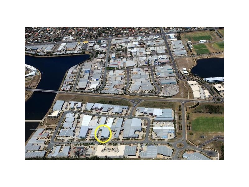 3/12 Premier Circuit, Warana QLD 4575