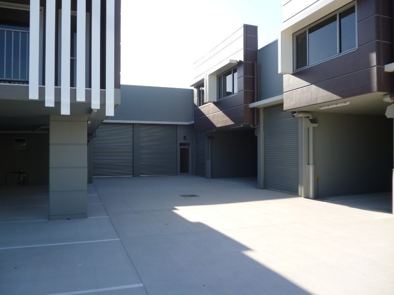 4/9 Exeter Way, Caloundra West QLD 4551