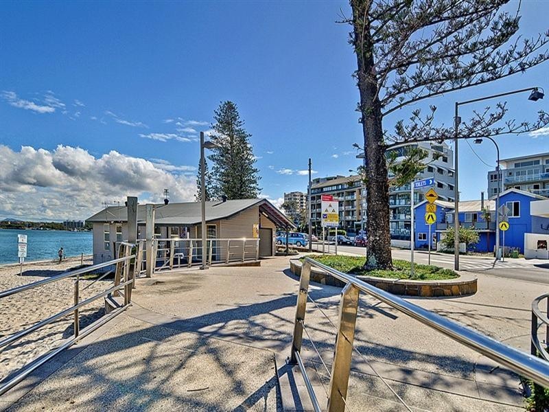 31 Bulcock Beach Esplanade, Caloundra QLD 4551