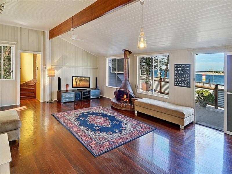 31 Bulcock Beach Esplanade, Caloundra QLD 4551