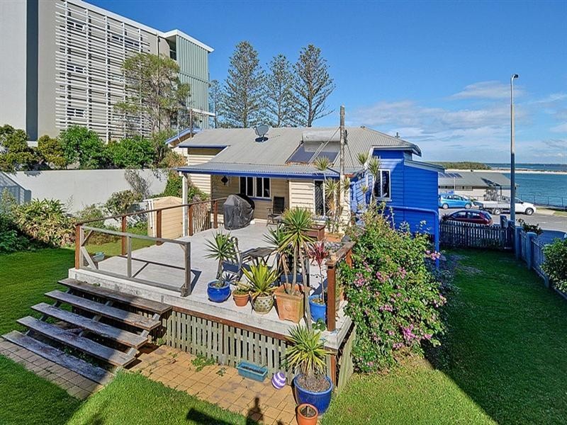 31 Bulcock Beach Esplanade, Caloundra QLD 4551
