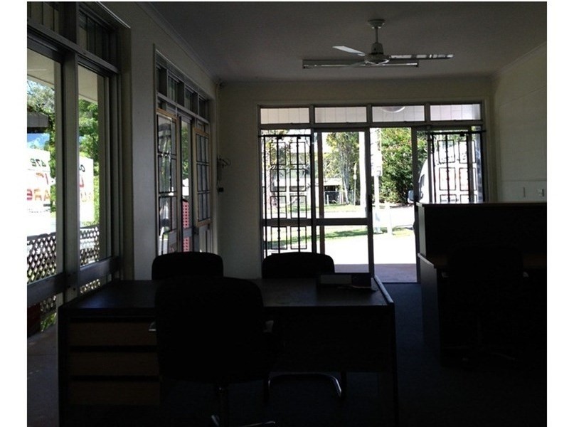 1/2 Karanne Drive, Mooloolah Valley QLD 4553