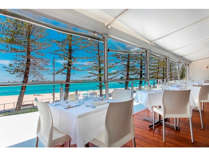 26 Esplanade Bulcock Beach, Caloundra QLD 4551