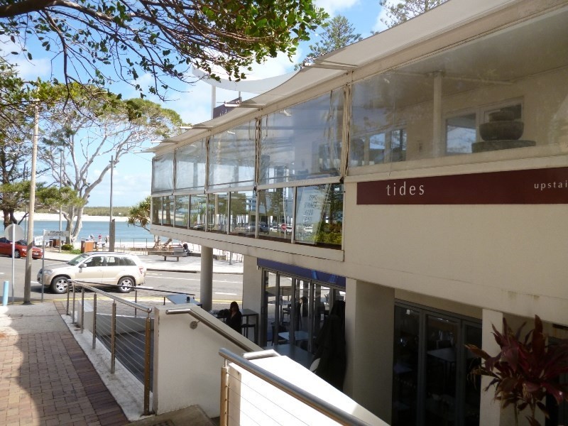 26 Esplanade Bulcock Beach, Caloundra QLD 4551