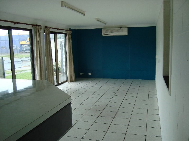 1/10 Tandem Avenue, Warana QLD 4575