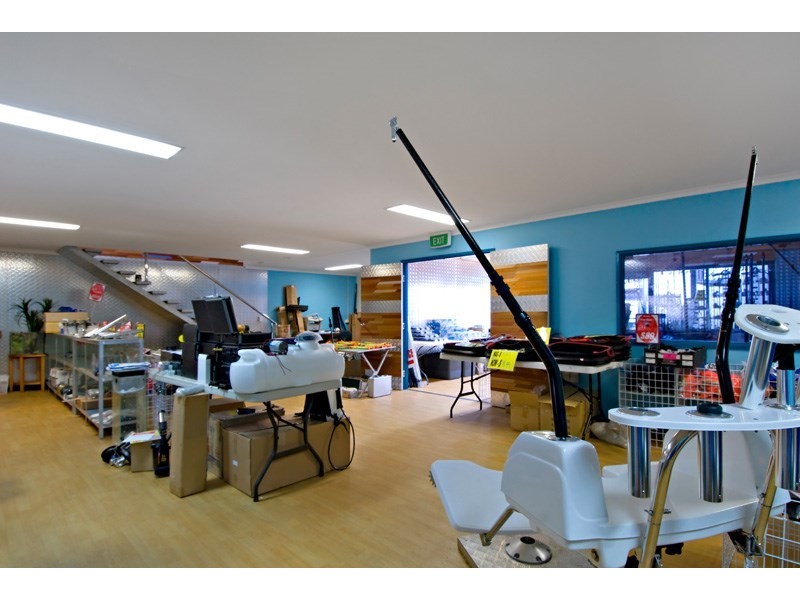 2/10 Premier Circuit, Warana QLD 4575