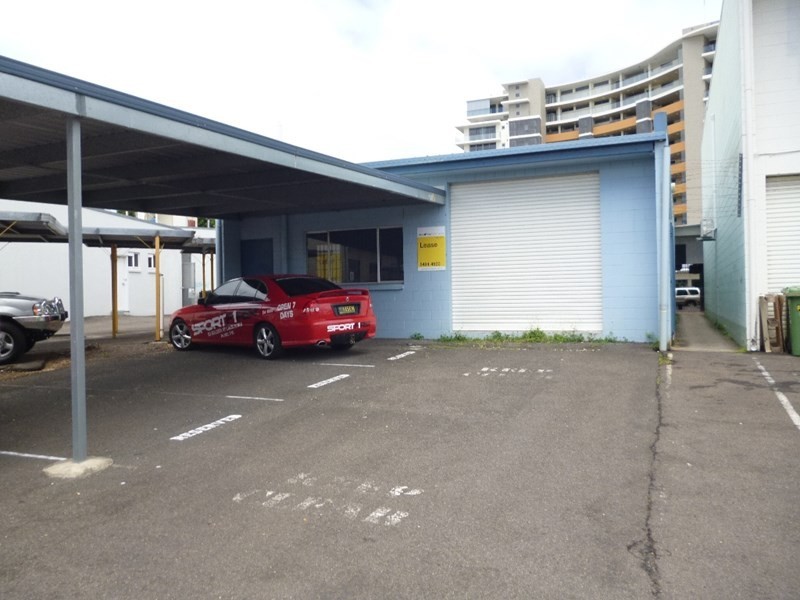 2/83 Bulcock Street, Caloundra QLD 4551